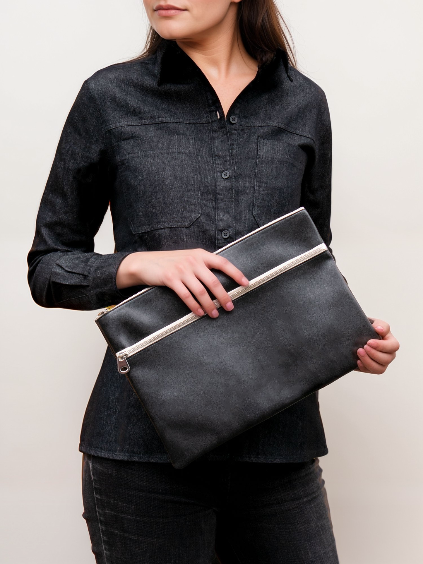 Large Essential Flat Pouch